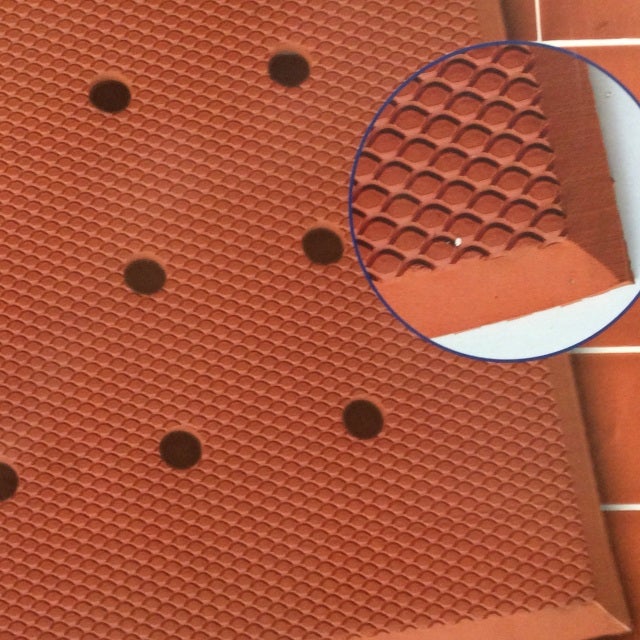 Serve Secure Red Rubber Floor Mat - Anti-Fatigue, Grease-Resistant